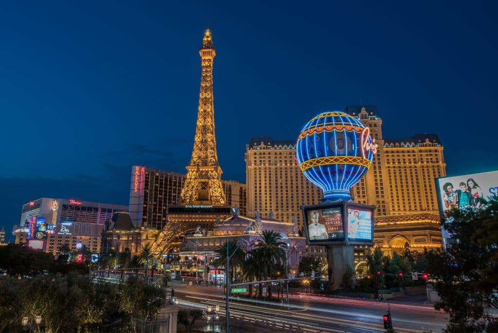 Las Vegas Honeymoon Ideas Exciting Activities and Romantic Getaways for Newlyweds