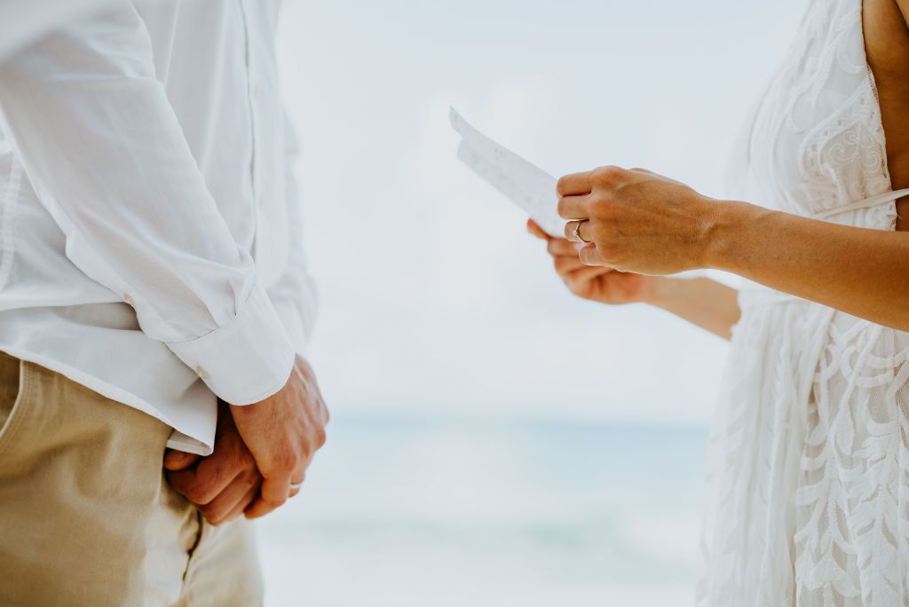 How to Personalize Your Wedding Vows